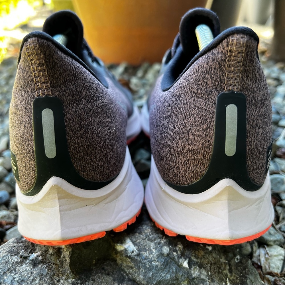 Nike Air Zoom Winflo 5 Shield Women's Water Resistant Running Shoes (Size 8) - Picture 6 of 9